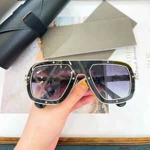 Luxury Black Sunglasses fits reps high quality